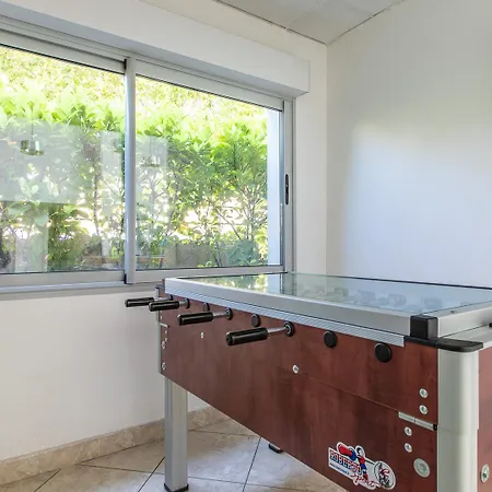 Hotel apartamentowy Vacanceole - Le Crystal Cagnes-sur-Mer