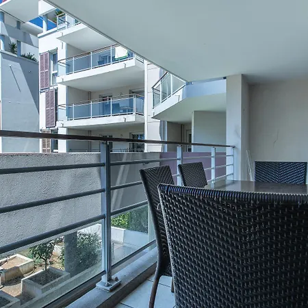 Aparthotel Vacanceole - Le Crystal 3*