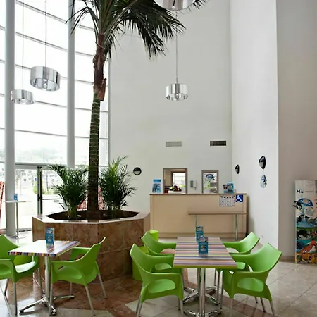 Vacanceole - Le Crystal 3* Cagnes-sur-Mer